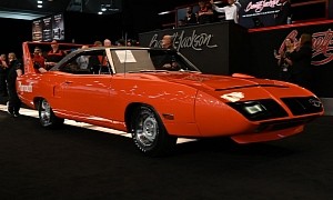 1970 Plymouth Road Runner HEMI Superbird Sold for a Record $1.65 Million