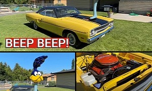 1970 Plymouth Road Runner Promo Car Has a Big Bird Coming out of the Air Grabber