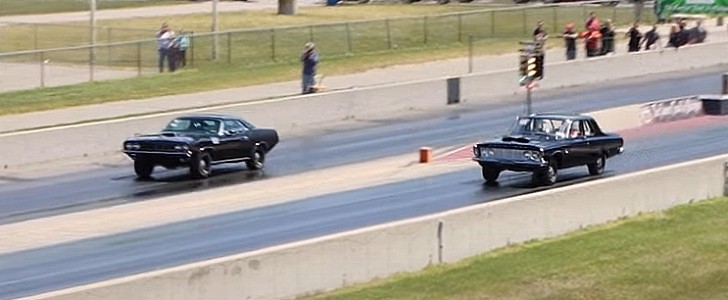 1971 Plymouth HEMI 'Cuda vs. 1963 Plymouth Savoy Max Wedge drag race