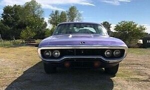 1971 Plymouth Road Runner Barn Find Saved After 20 Years, Plum Crazy Surprise