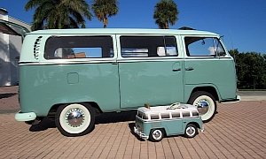 1971 Volkswagen Hippie Van Sells with Matching Sidekick