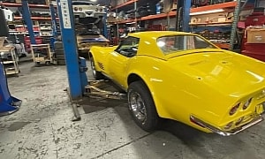 1972 Chevrolet Corvette Emerges From a Garage Full of Cars, Abandoned Mid-Restoration