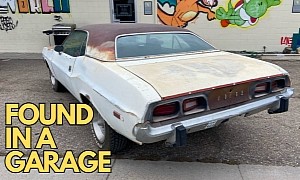 1973 Dodge Challenger Has an Incredible Interior, Sitting for Years in a Garage