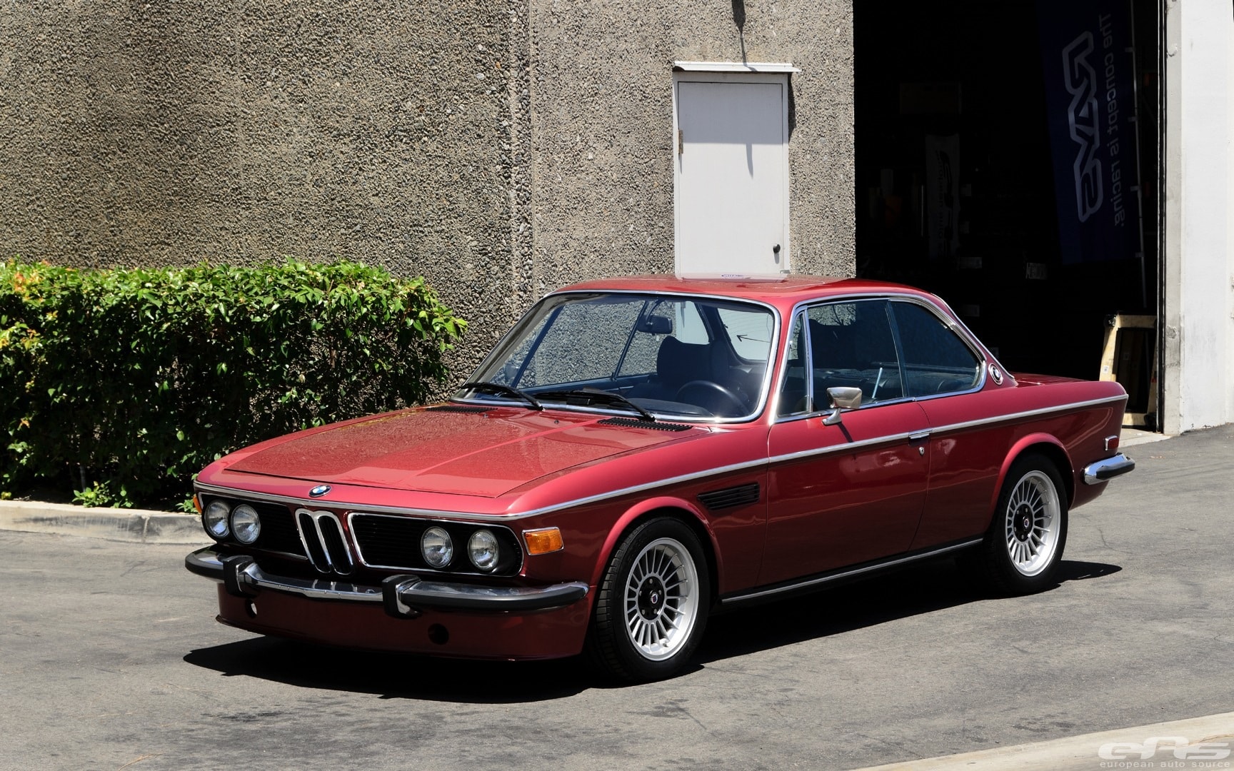 1974 BMW 3.0CS Gets Lowering Springs - autoevolution