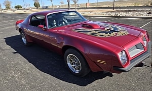 1974 Pontiac Trans Am Found in Small Town, Been Sitting for 40 Years With Really Low Miles