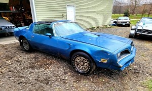1977 Pontiac Trans Am Comes Out of Storage After 34 Years, Still Runs