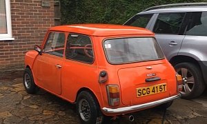 1979 Mini 1000 Barn Find Gets Its First Wash in 25 Years