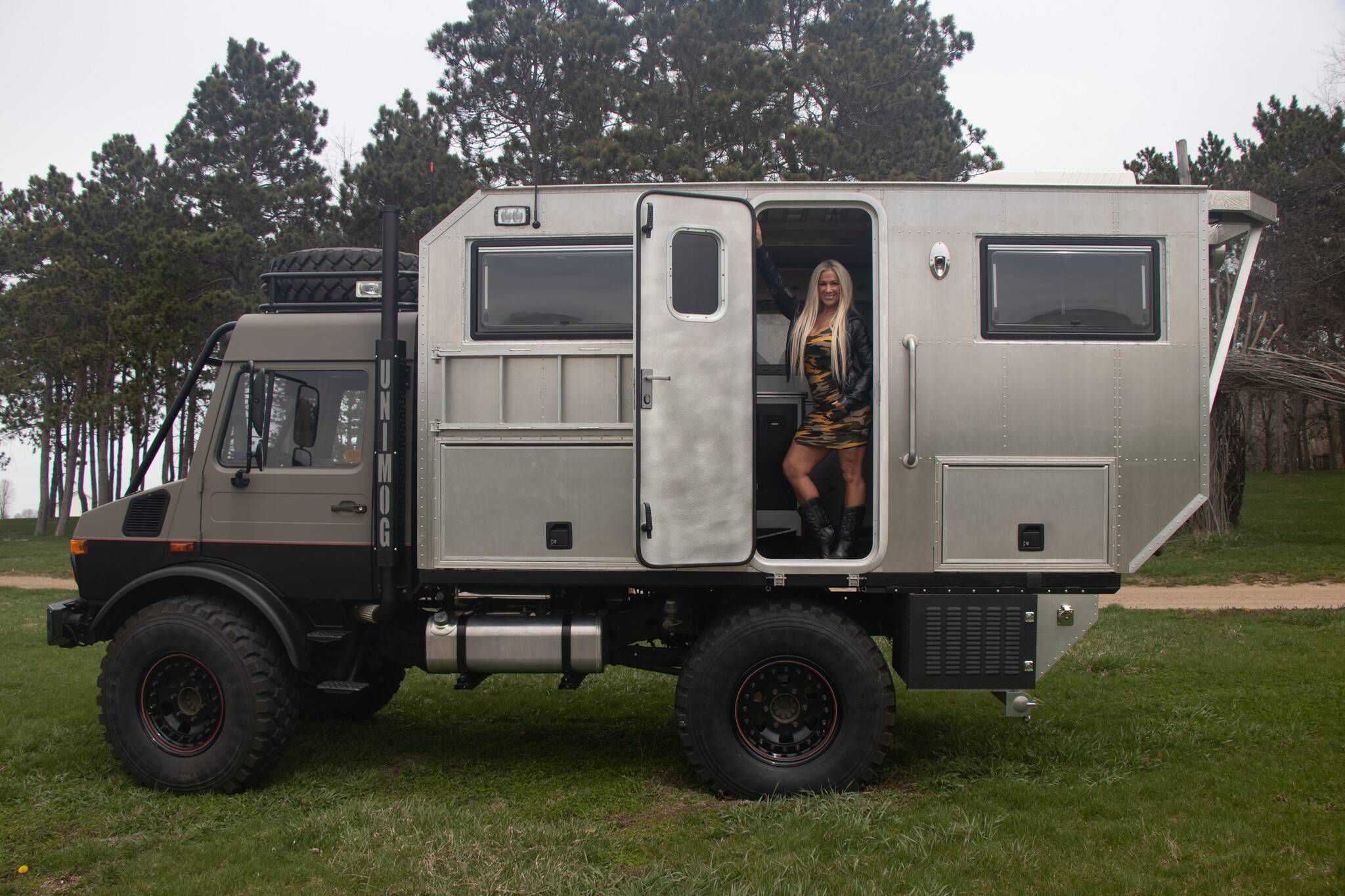 Unimog Camper Unimog Mercedes Unimog Mercedes Truck Images And Photos ...