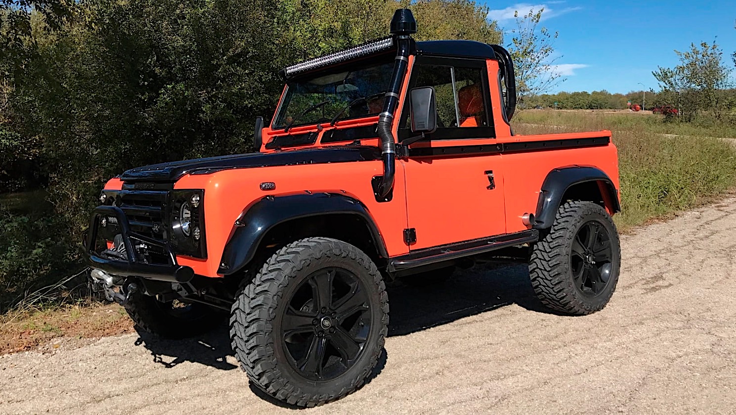 Land Rover Defender 90 Pick Up Modified