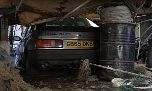 1989 Ford Sierra GLS 2.9i 4x4 Is a Real Barn Find, Spent 20 Years Under Leaking Roof