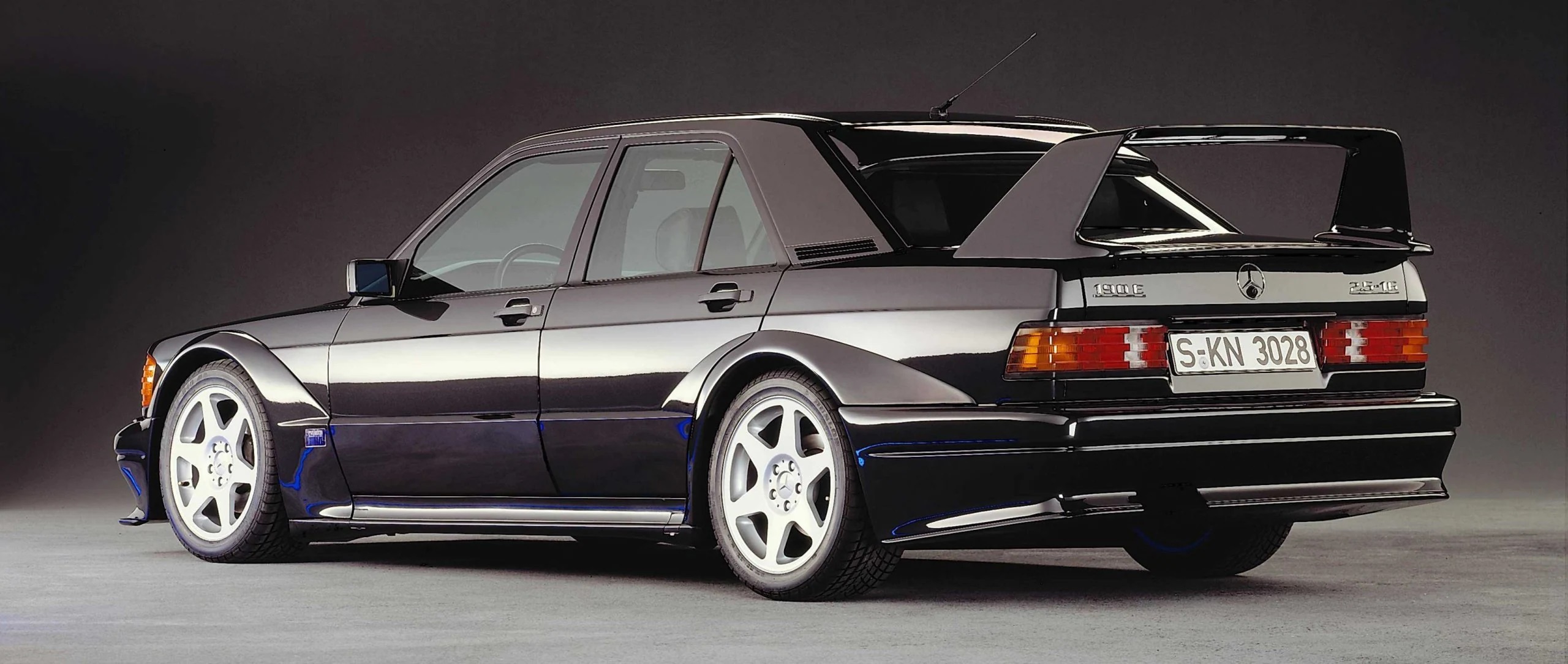 1990 Mercedes-Benz 190 2.5–16 Evo II Finds Owner for $432,432 -