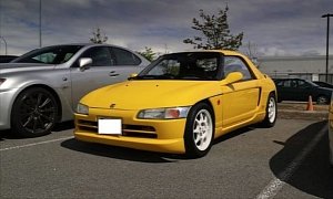 1991 Honda Beat Kei Car Listed For Sale on Craigslist, Has Numerous Aftermarket Parts