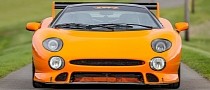 1993 Jaguar XJ220S Is a $1 Million Dream Car That Can Take You Up to Almost 230 MPH