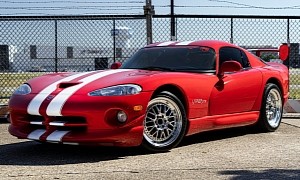 1999 Dodge Viper GTS Wants to Be Your Sullen Friend With V10 Benefits