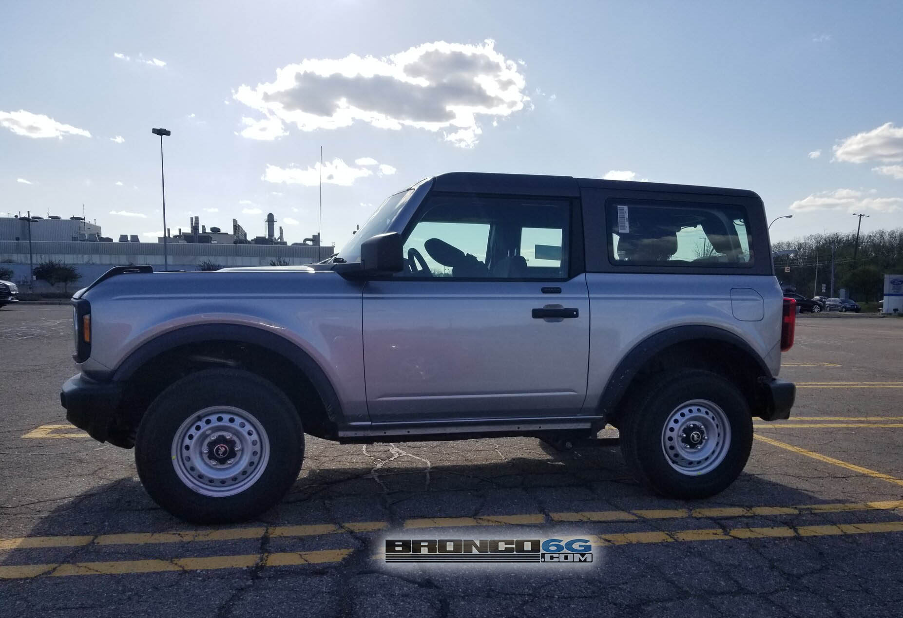 2021 Ford Bronco 2-Door Base Seems Lonely and Cheap Riding on Small  Steelies - autoevolution