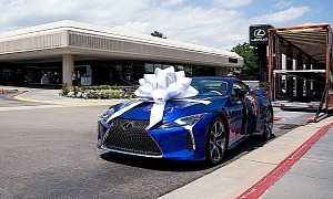 $2 Million, One-Off Lexus LC 500 Is Nothing Without the Proper Gift Ribbon