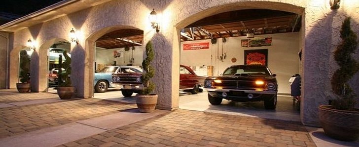  Bill Goldberg's Eagle Mountain Estate includes a custom 20-car garage