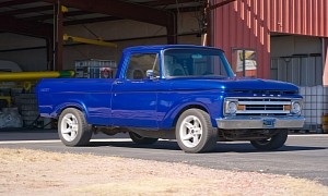 2000 Ford F-150 SVT Lightning With 1962 Ford F-100 Clothes Definitely Means Business