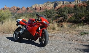 2001 Ducati 748 With Unknown Mileage Is a Bit of a Frankenstein Ordeal