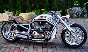 2003 Harley-Davidson “Moscow Train” Is American Muscle Cranked Up a Notch