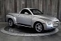 2005 Chevrolet SSR Is a Six-Speed Manual Special, Sports Rare Paint