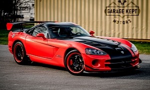 2008 Dodge Viper ACR Shines Brightly or Dark With 8.4-Liter V10 as if Brand New