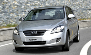 2009 Kia Cee'd ISG Reduces Fuel Consumption by 15 Percent