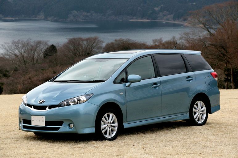 2009 Toyota Wish Debuts in Japan - autoevolution