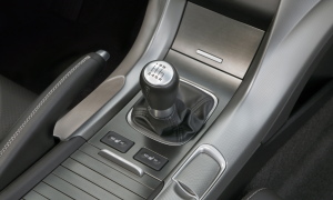 2010 Acura TL SH-AWD Gets Manual Transmission