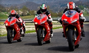 2010 Ducati Riding Experience Gets FMI Recognition