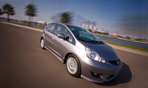 2010 Honda Fit Details and Photos Released