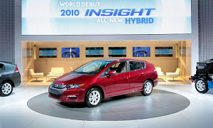 2010 Honda Insight Hybrid Launched at Detroit