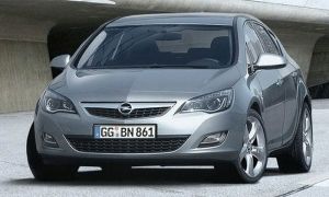 2010 Opel Astra Unofficial Photos and Specs