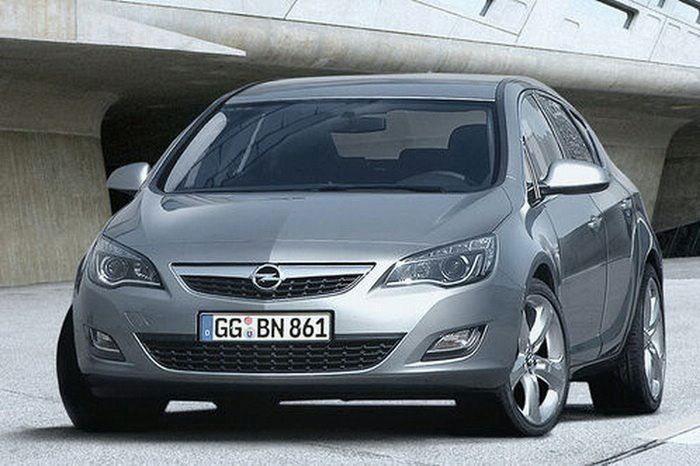 2010 Opel Astra unofficial photo