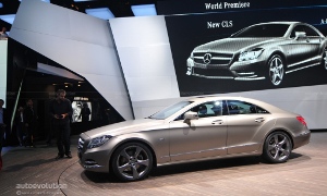 2010 Paris Auto Show: Mercedes-Benz CLS <span>· Live Photos</span>