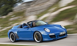 2010 Paris Auto Show: Porsche 911 Carrera GTS and 911 Speedster