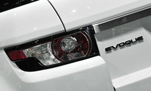 2010 Paris Auto Show: Range Rover Evoque <span>· Live Photos</span>