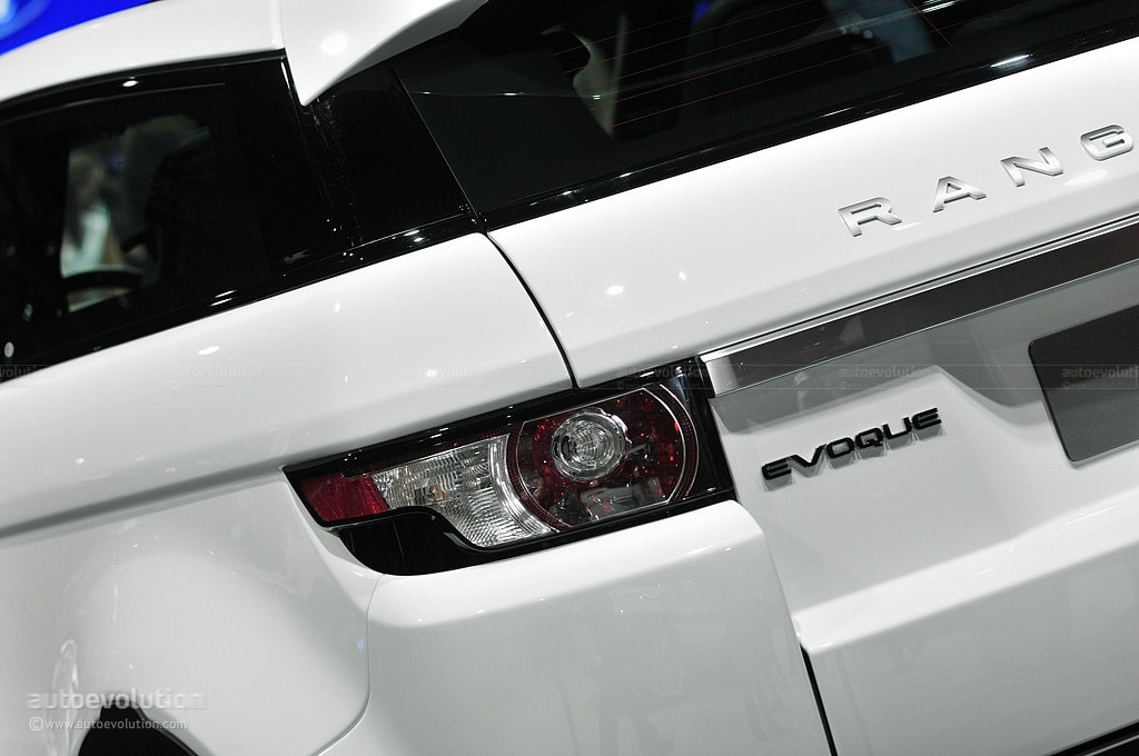 The new Evoque is now on display at the 2010 Paris show