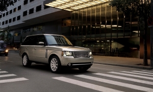 2010 Range Rover Offered with Front and Rear Heated Seats