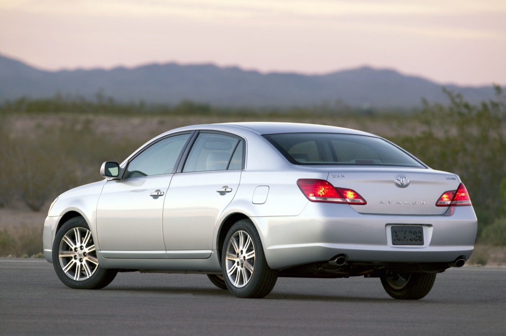 2010 Toyota Avalon Details - autoevolution