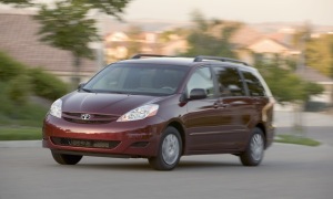 2010 Toyota Sienna Pricing Unveiled