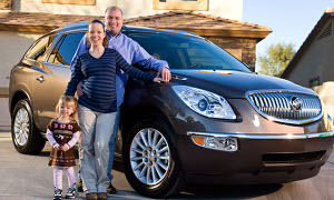 2011 Buick Enclave - GM's Family Hauler That Steals Buyers from Competition