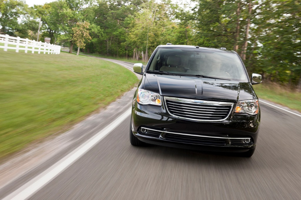 2011 Chrysler Town & Country photo
