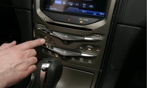 2011 Ford Edge and 2011 Lincoln’s SYNC to Feature twitter