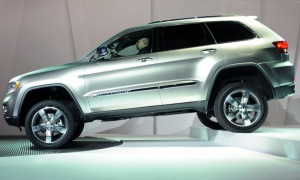 2011 Grand Cherokee Debuts with Details and Photos