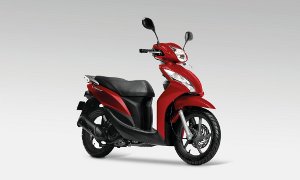 2011 Honda Vision 110 Scooter Launched [Gallery]