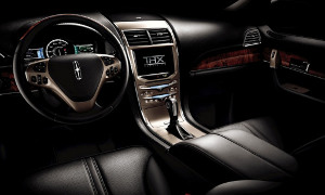 2011 Lincoln MKX Features Improved THX Audio System