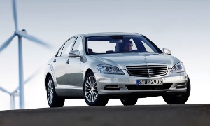 2011 Mercedes-Benz S-Klasse Gets New Engines