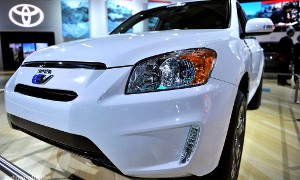 2011 NAIAS: Toyota RAV4 Electric <span>· Live Photos</span>