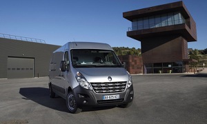 2011 Renault Master Officially Revealed